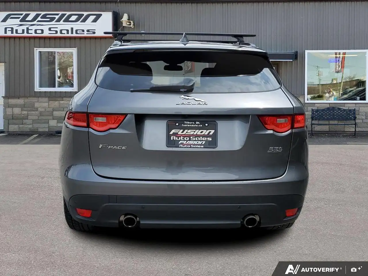 Jaguar F-Pace снимка Jaguar F-Pace