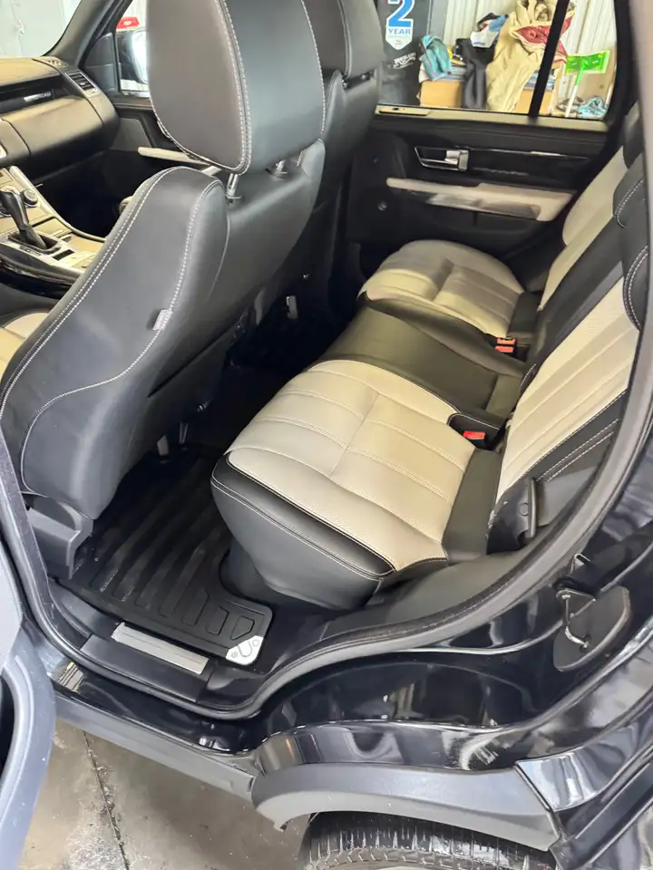 Land Rover Range Rover Sport снимка Land Rover Range Rover Sport