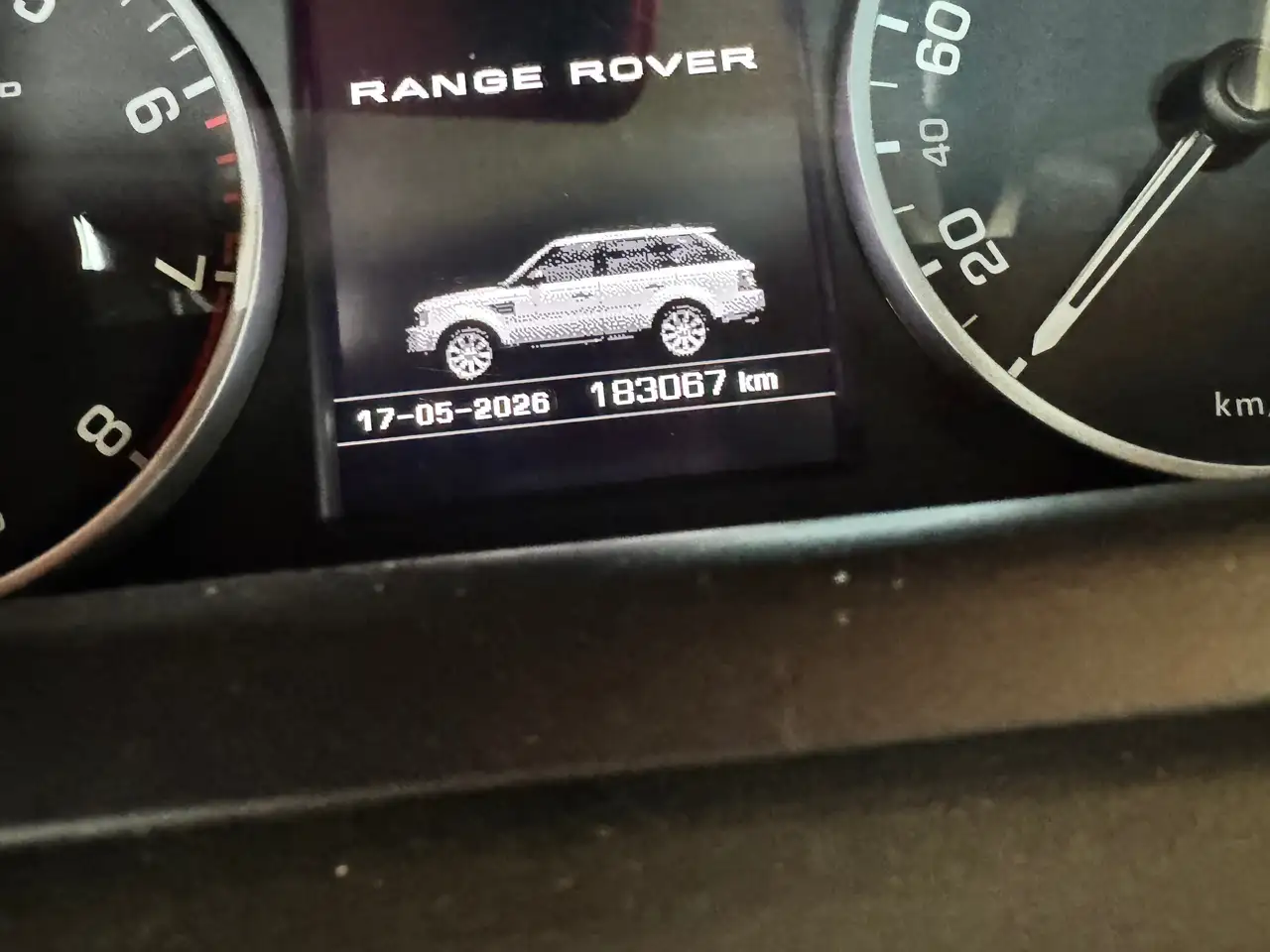 Land Rover Range Rover Sport снимка Land Rover Range Rover Sport