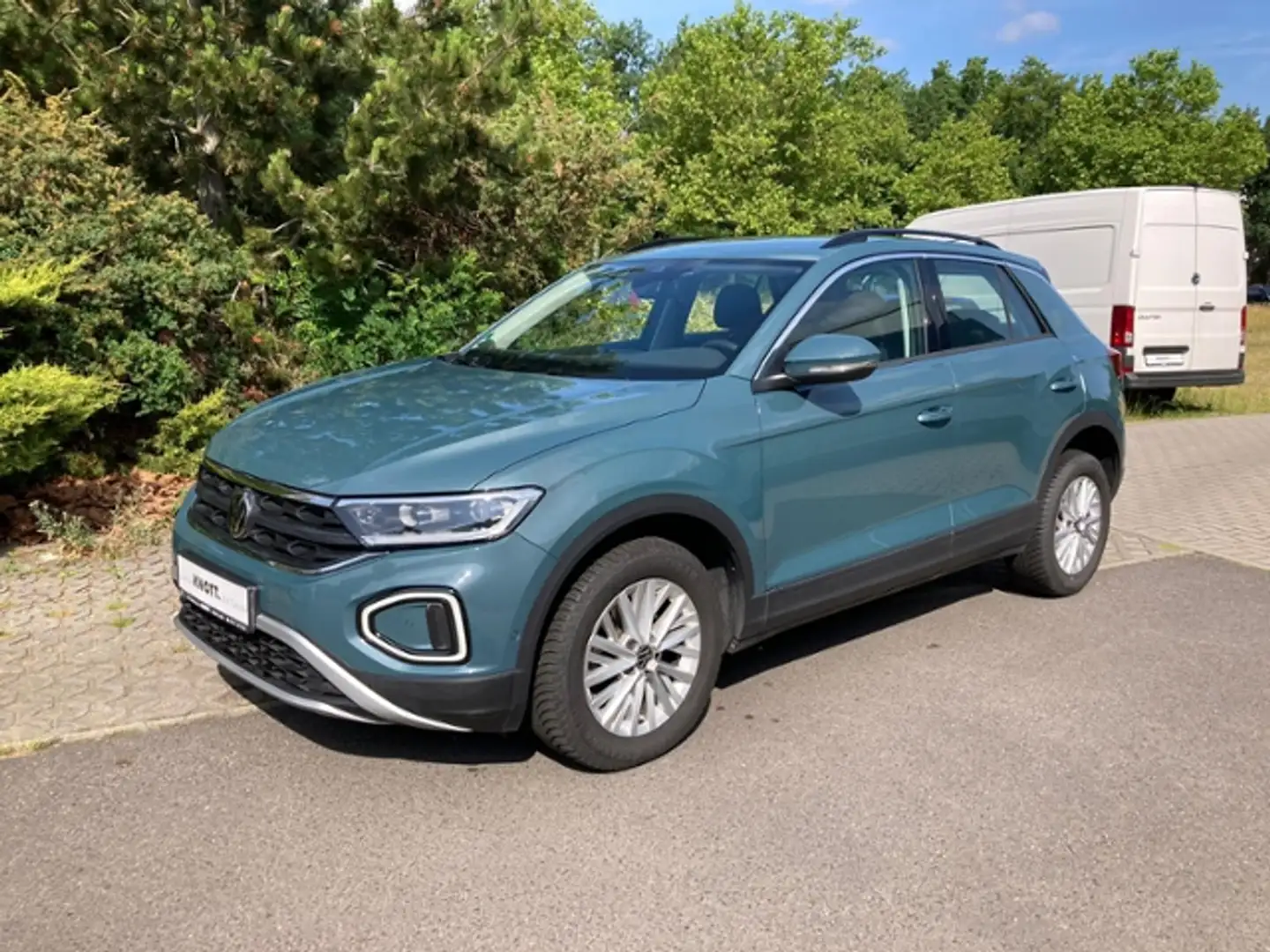 Volkswagen T-Roc Life 1.0 TSI 110 PS 6-Gang Azul - 1