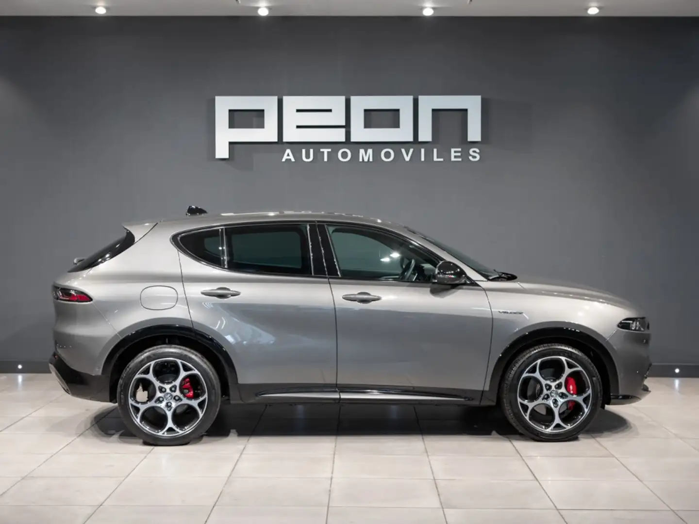 Alfa Romeo Tonale 1.6 DS Veloce FWD Gris - 2