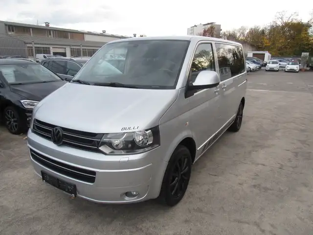 Volkswagen T5 Multivan KLIMA,LEDER,AHK,SCHIEBEDACH.