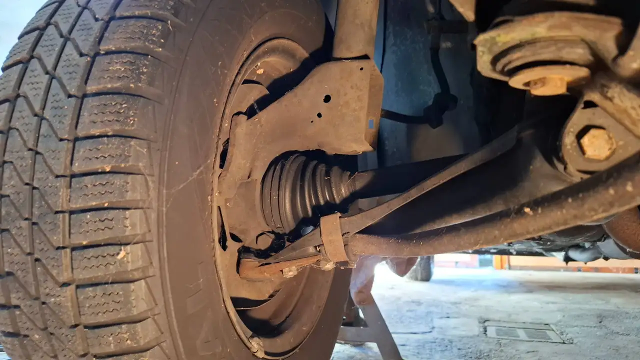 Audi Coupe "GT", erst 20.000km nach Motor-Revision, foto 3