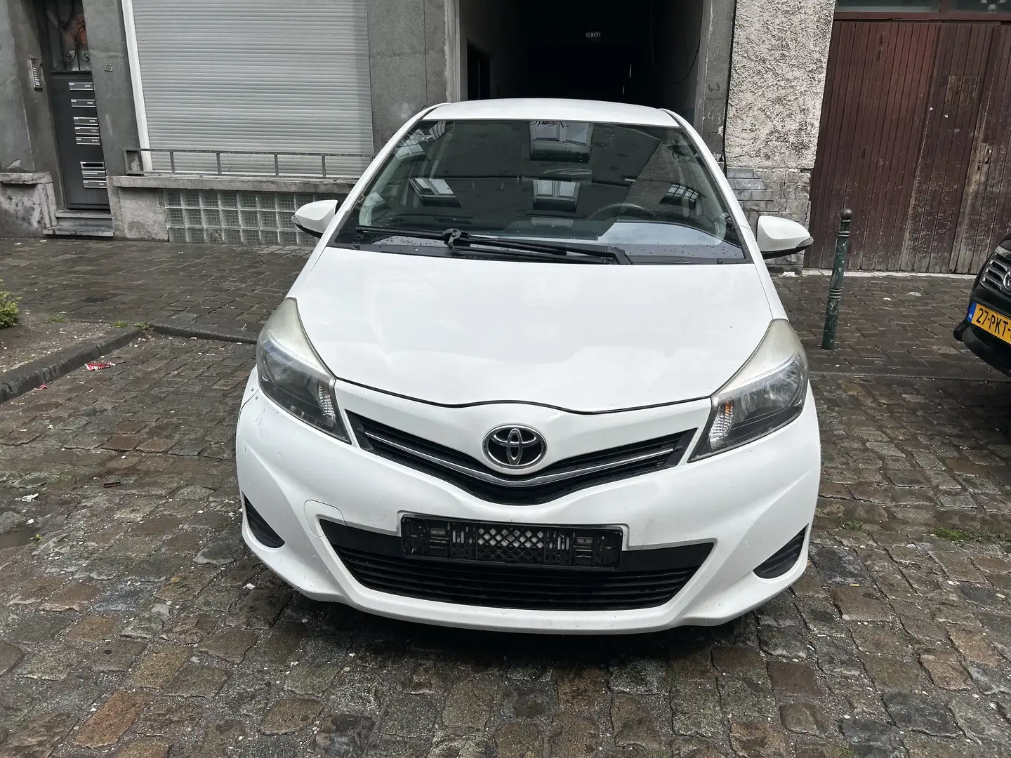 Toyota Yaris Full Option Uniquement l’exportation - 1