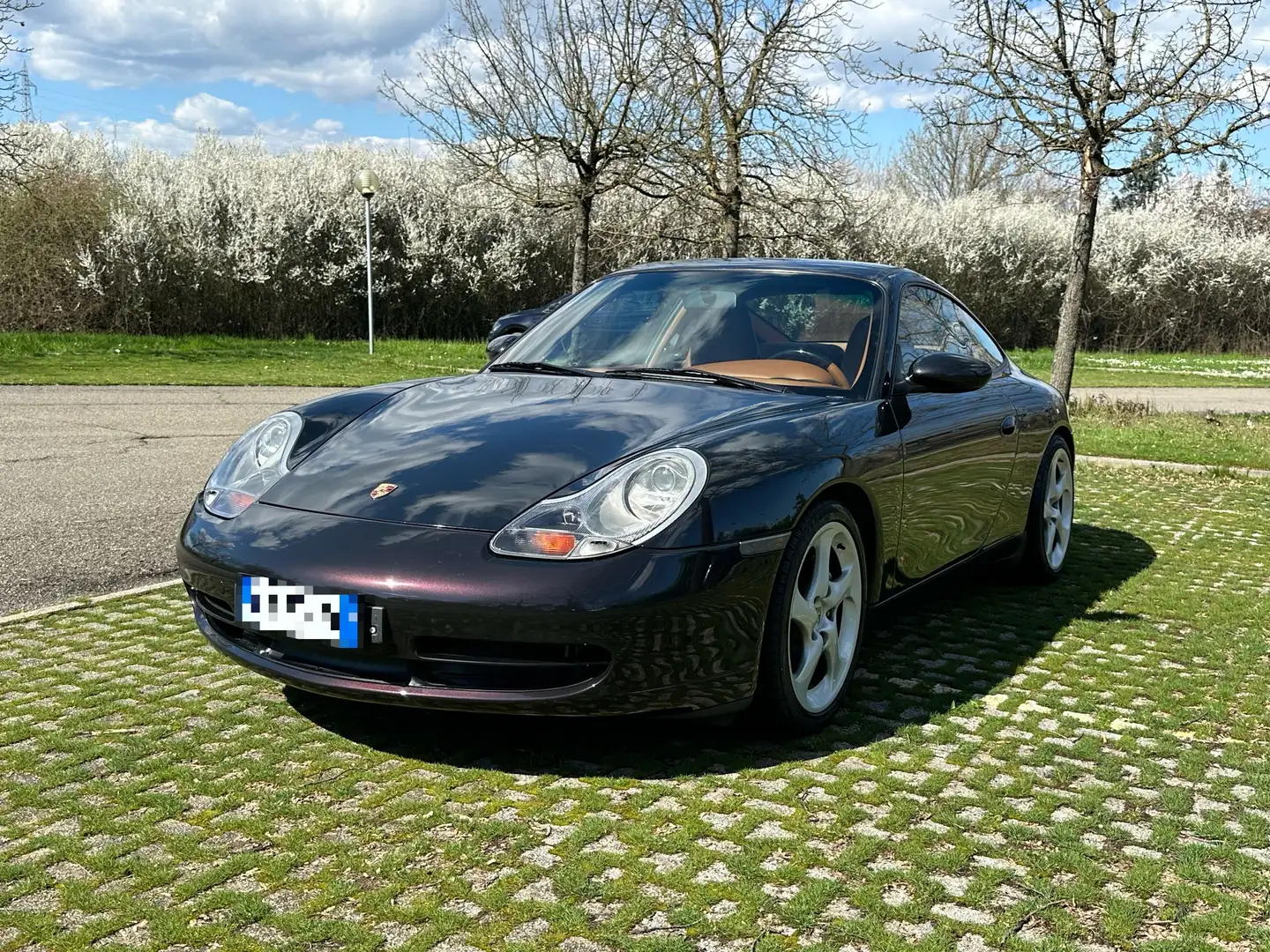 Porsche 996 911 MILLENNIUM - 1