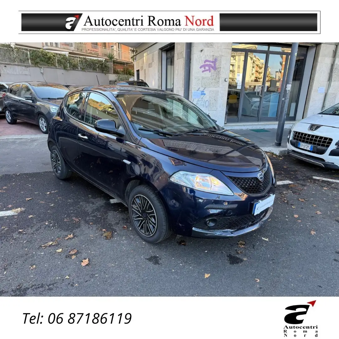 Lancia Ypsilon 1.0 firefly hybrid Gold s Blau - 1