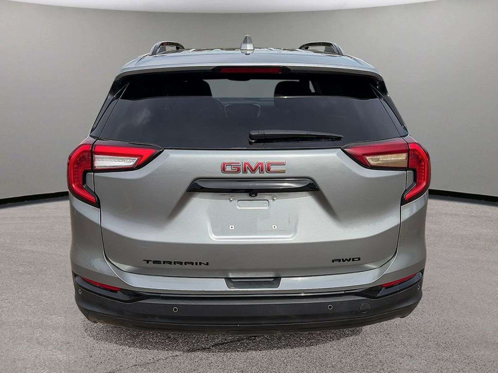 2023 GMC Terrain SLE: AWD/APPLE CARPLAY/BACK UP CAMERA/CLEAN CARFAX — снимка 1