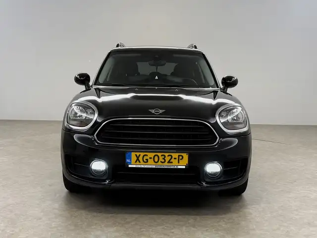 MINI Countryman view 8