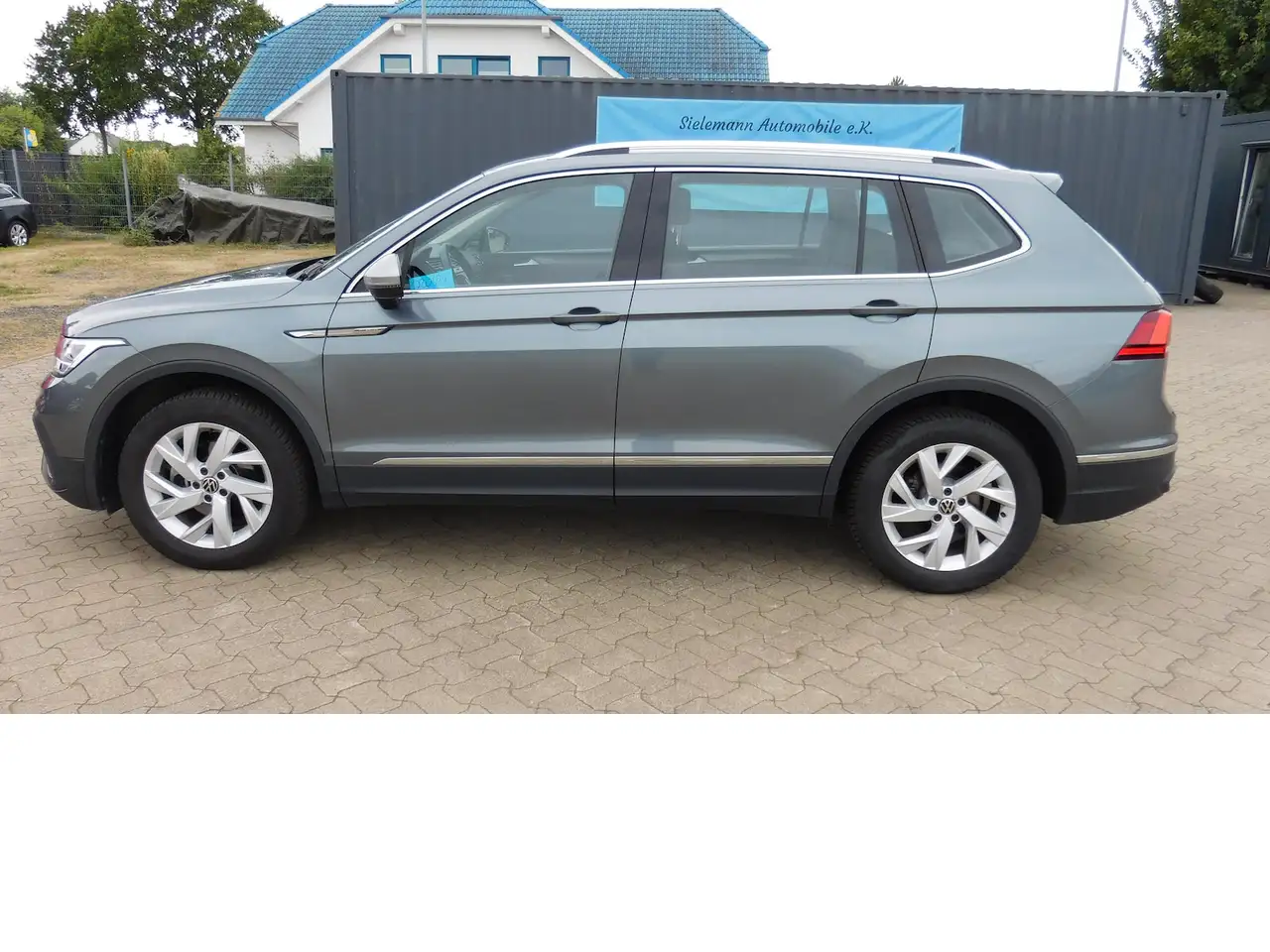 Volkswagen Tiguan Allspace 1.5 TSI Life 7 Sitze Navi DSG