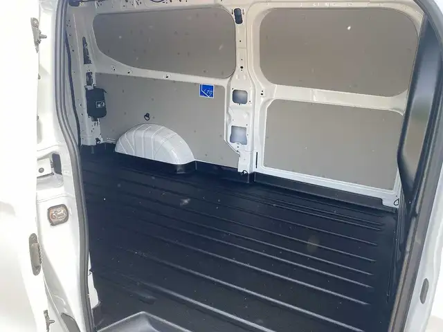 Ford Transit Custom view 5