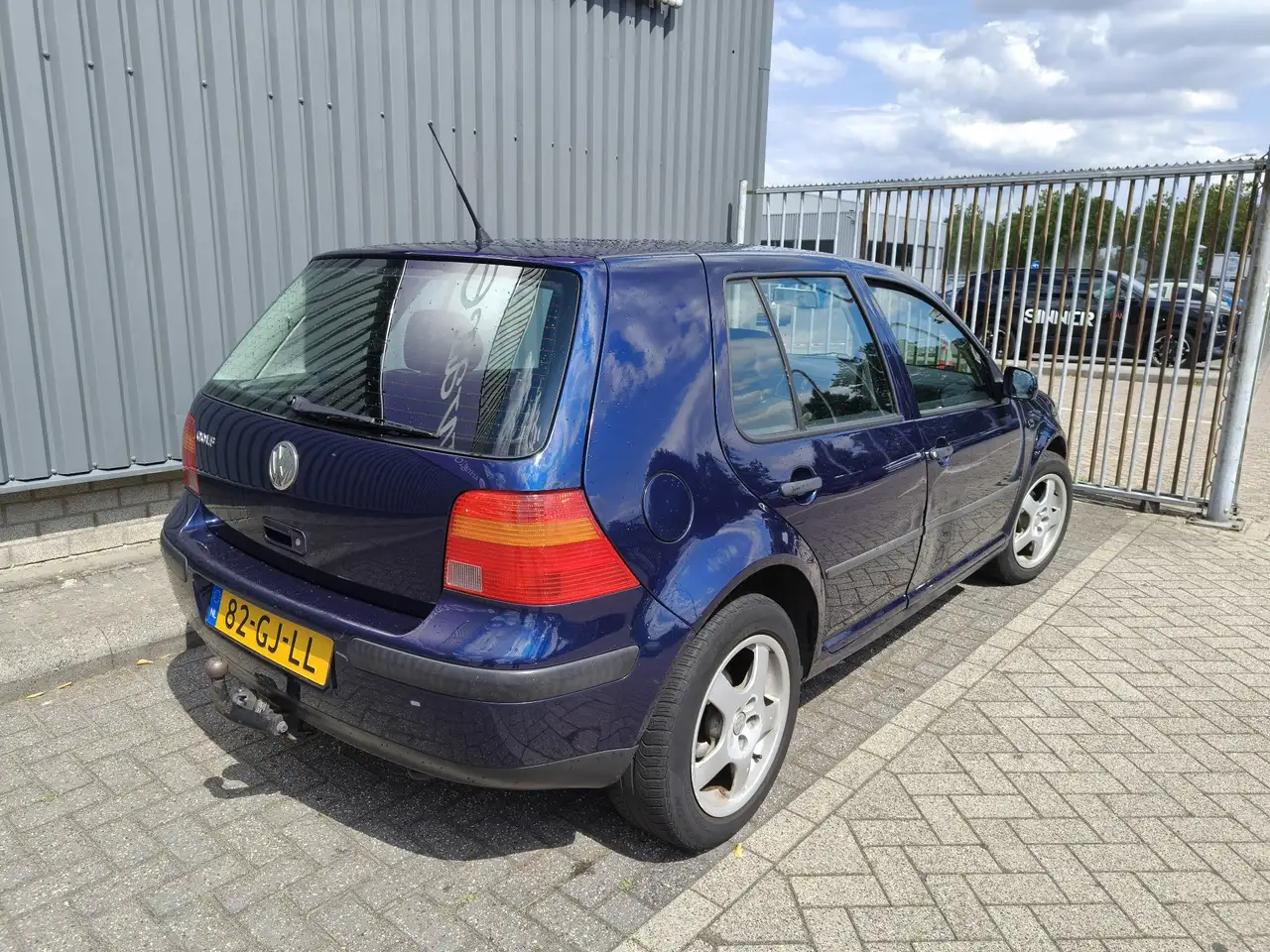 Volkswagen Golf 1.6-16V Trendline, foto 2