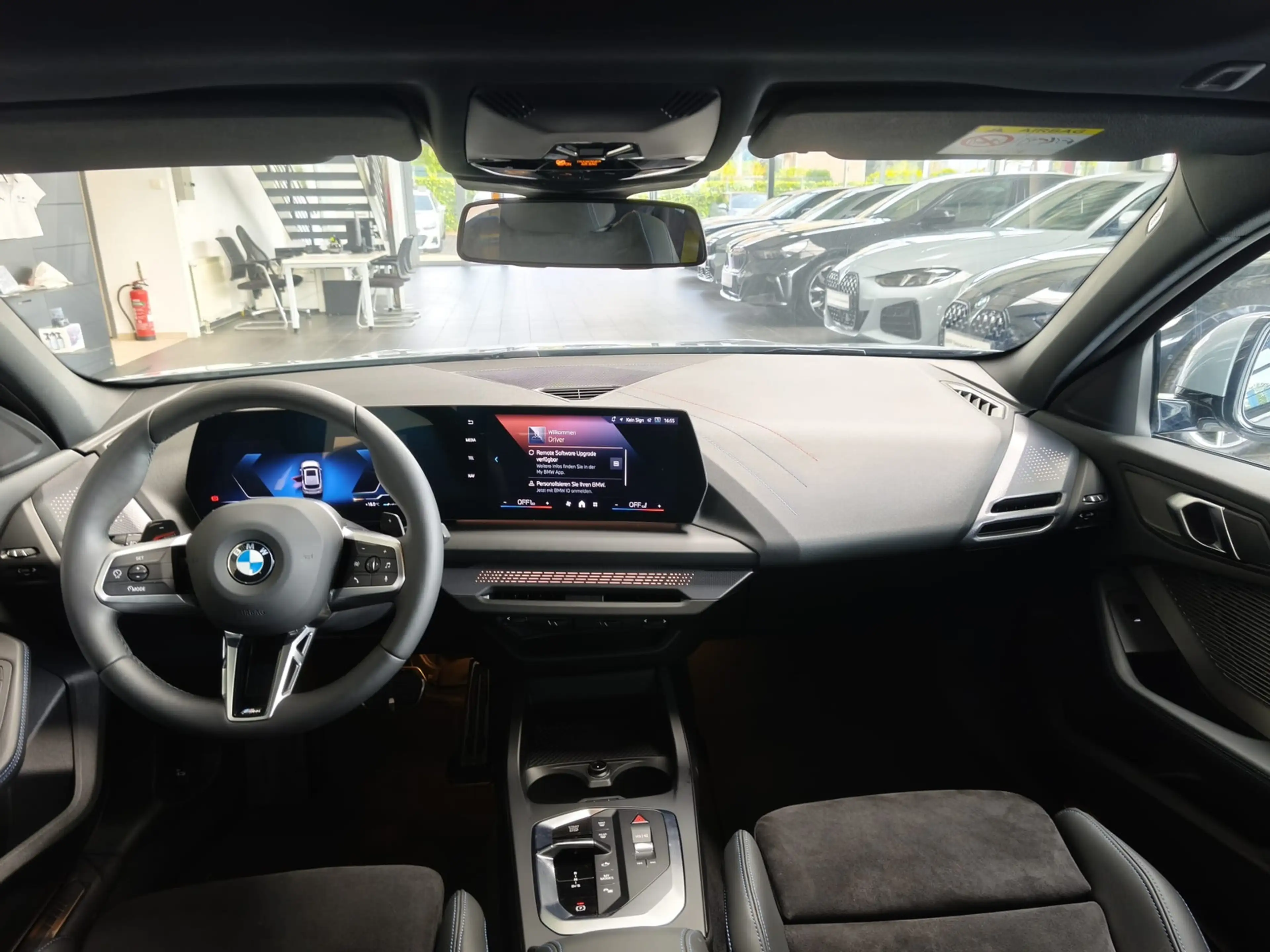 BMW 120 i M Sport Dr.As+/19"/ACC/PANO — photo 8