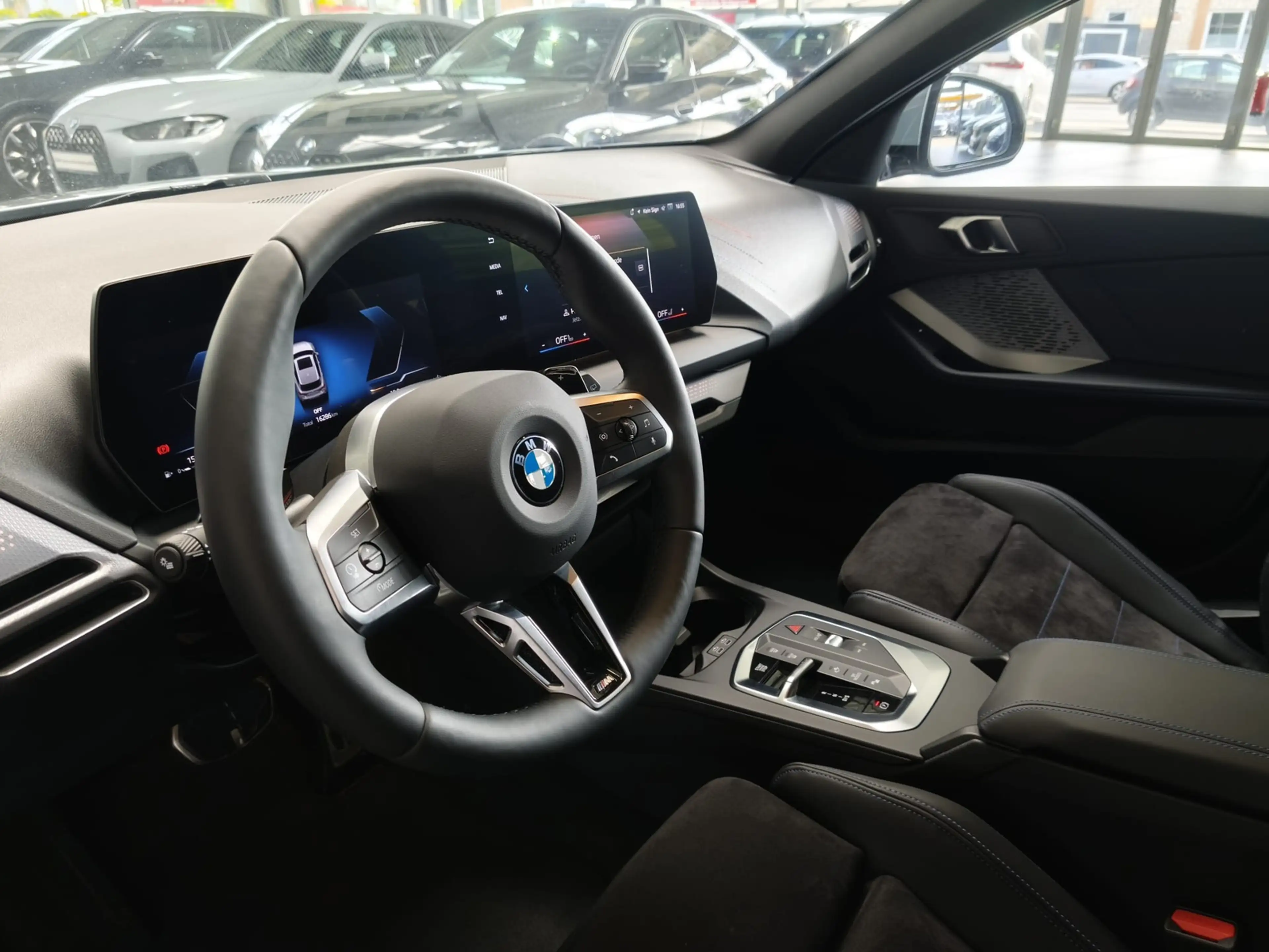 BMW 120 i M Sport Dr.As+/19"/ACC/PANO — photo 7