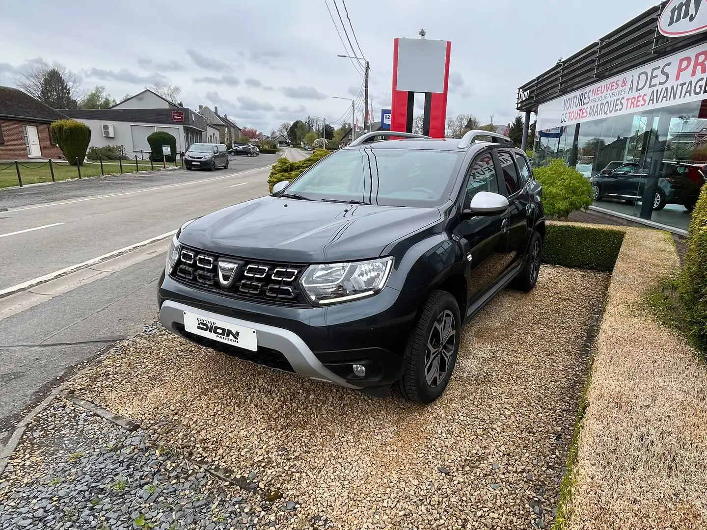 Dacia Duster 1.5 dCi Prestige Grijs - 1