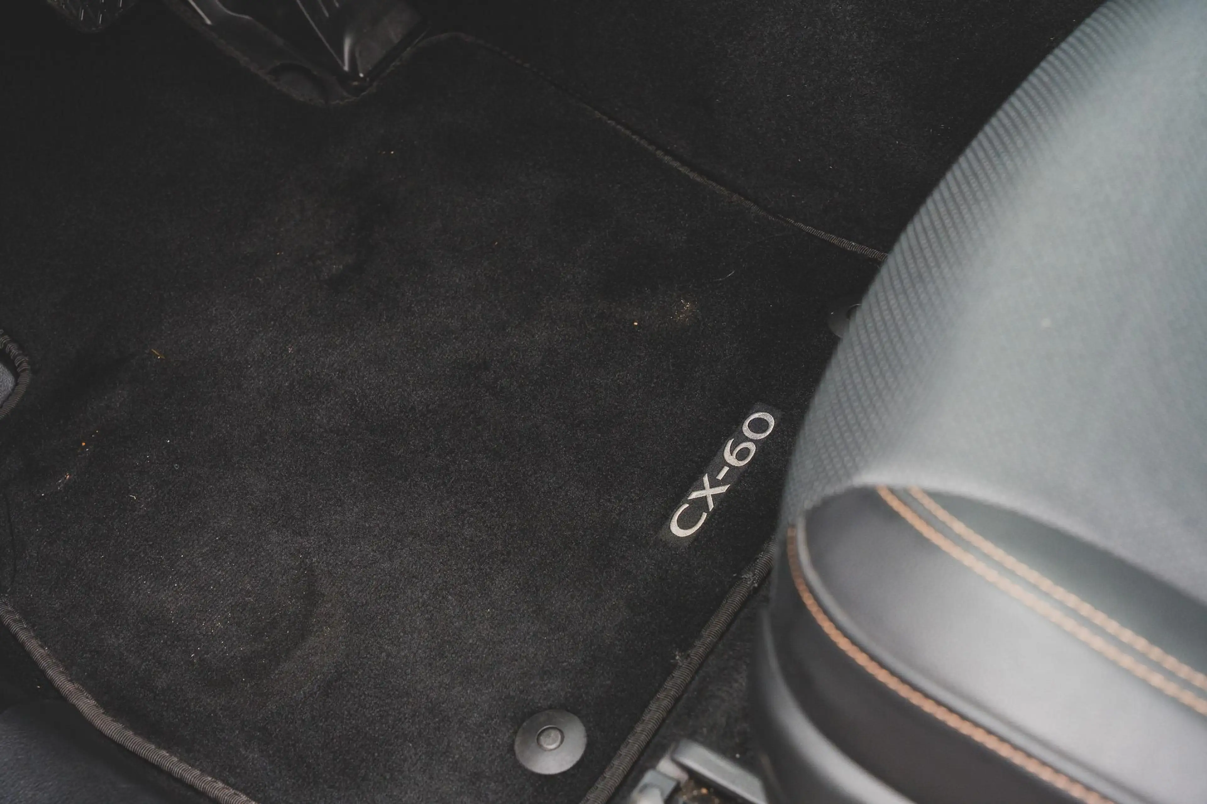 Mazda CX-60 2.5 e-SkyActiv PHEV Homura Plus TREKHAAK | PANO | — photo 50