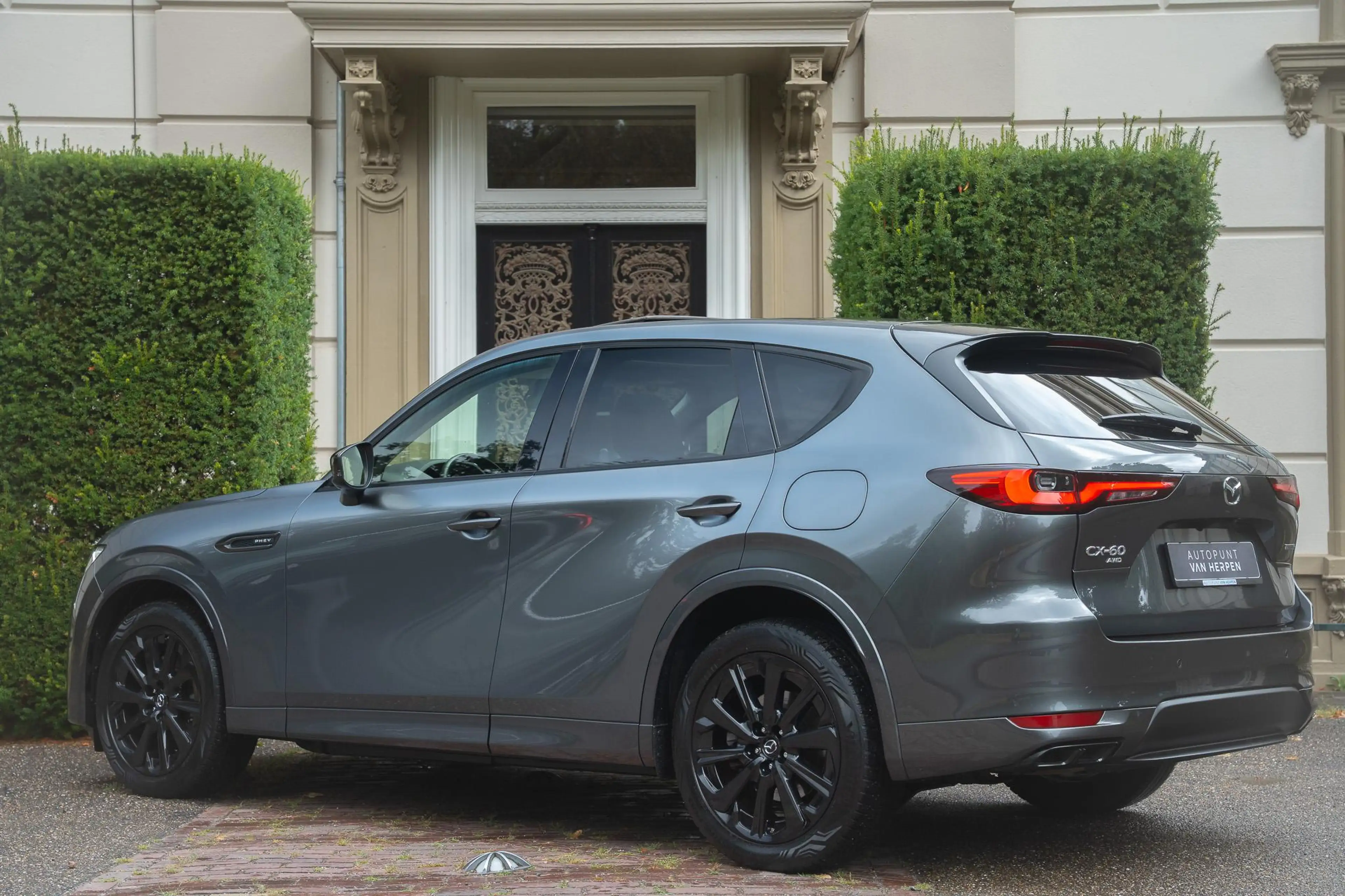 Mazda CX-60 2.5 e-SkyActiv PHEV Homura Plus TREKHAAK | PANO | — photo 2