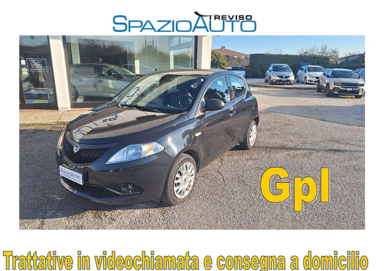 Lancia Ypsilon Ypsilon III 2015 1.2  ecochic Gpl 69cv my19