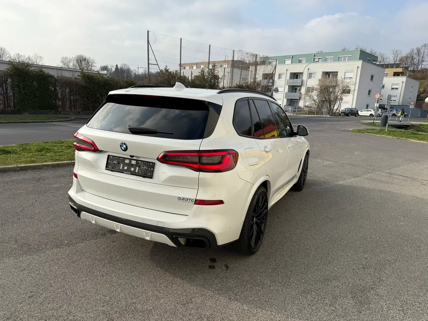 BMW X5 G05 *22 Zoll* 360 Kamera* AHK* M-Sitze* - 2