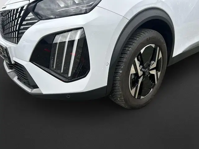 Peugeot 2008 view 10