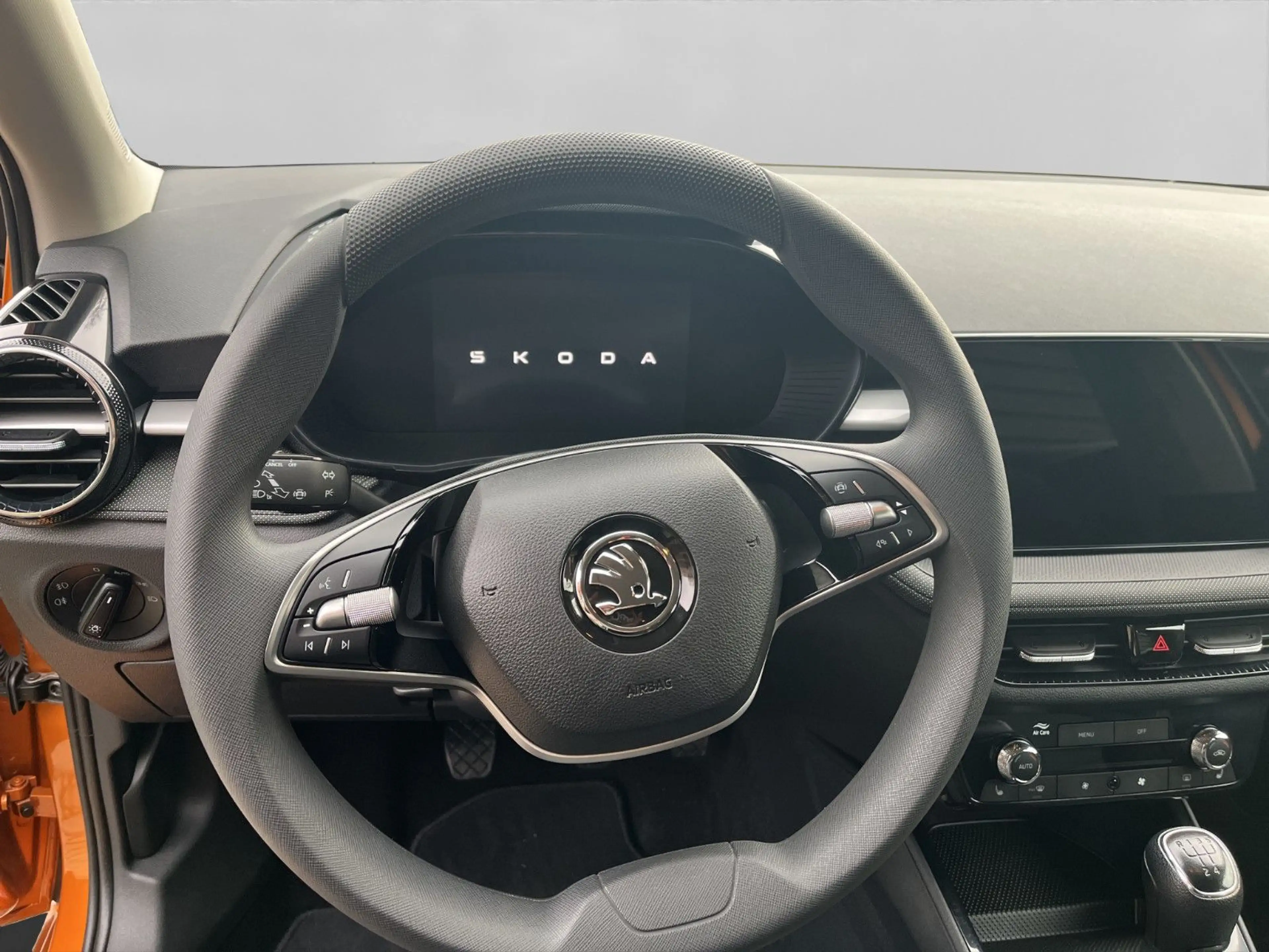 Skoda Fabia Selection/SHZ/PDC/AHK/Garant.5J/100.000 km — photo 10