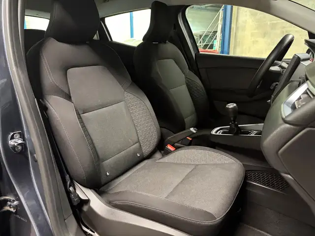Renault Clio view 5