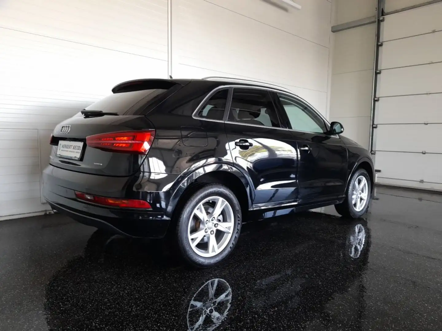 Audi Q3 INTENSE 2,0 TDI QUATTRO S-tr. *19 ZOLL / XENON PLUS / NAVI / TEMPOMAT / SITZHEIZUNG* Schwarz - 2