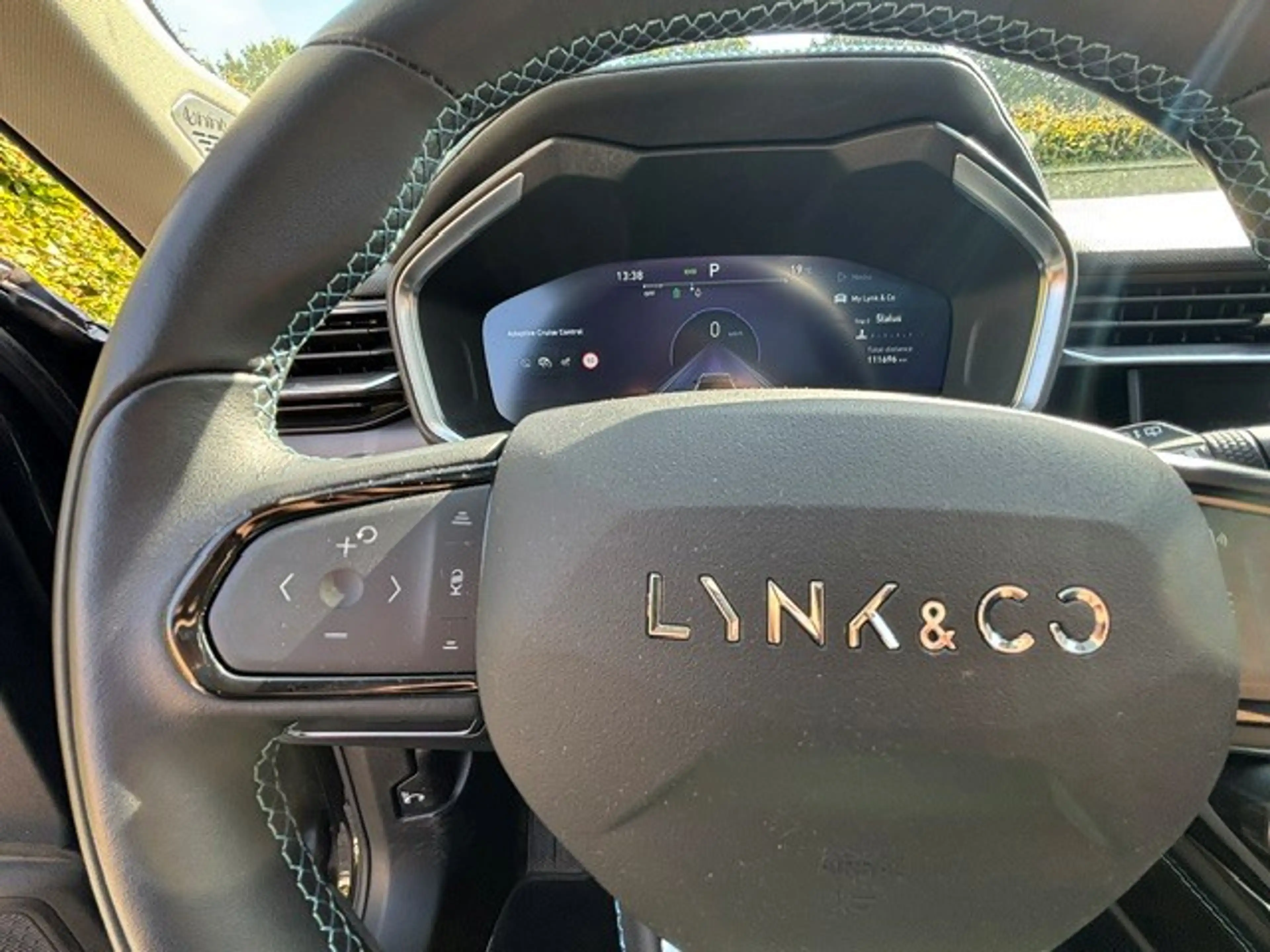 Lynk & Co 01 1.5 360 cam, Ecc, Navi, Panodak, Apple Car, Pdc,lm — photo 10