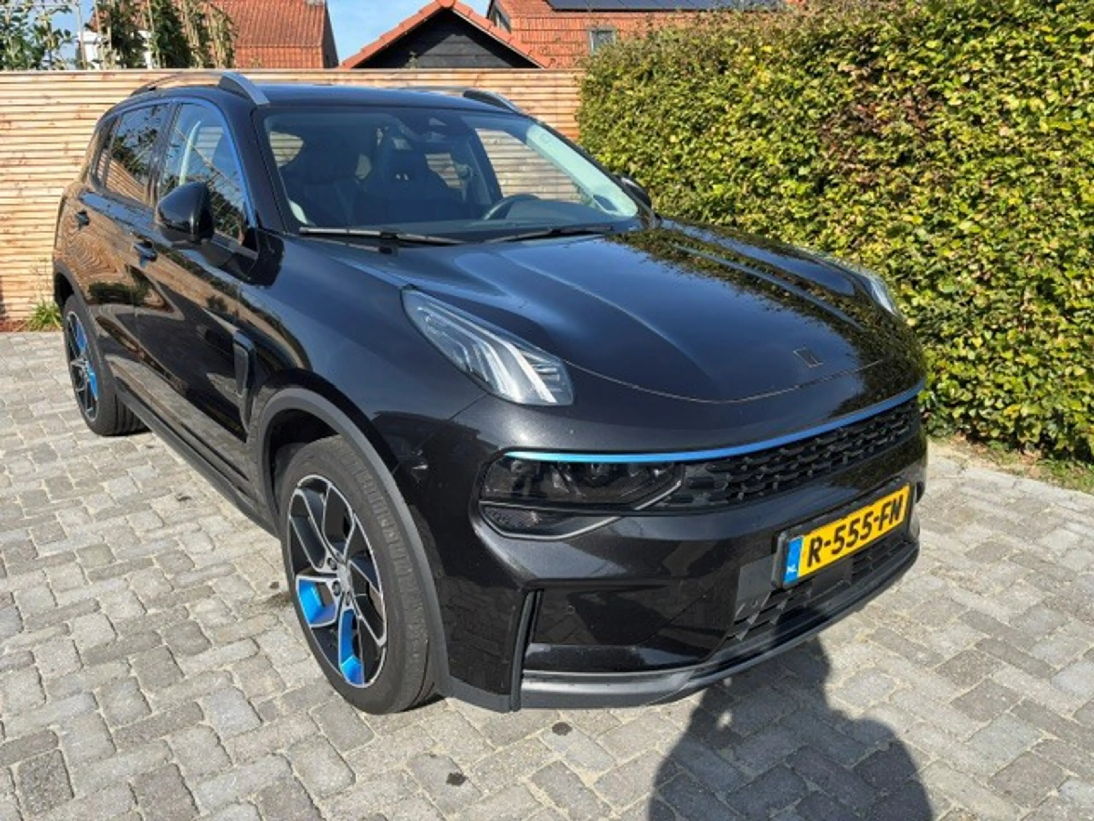 Lynk & Co 01 1.5 360 cam, Ecc, Navi, Panodak, Apple Car, Pdc,lm — photo 4