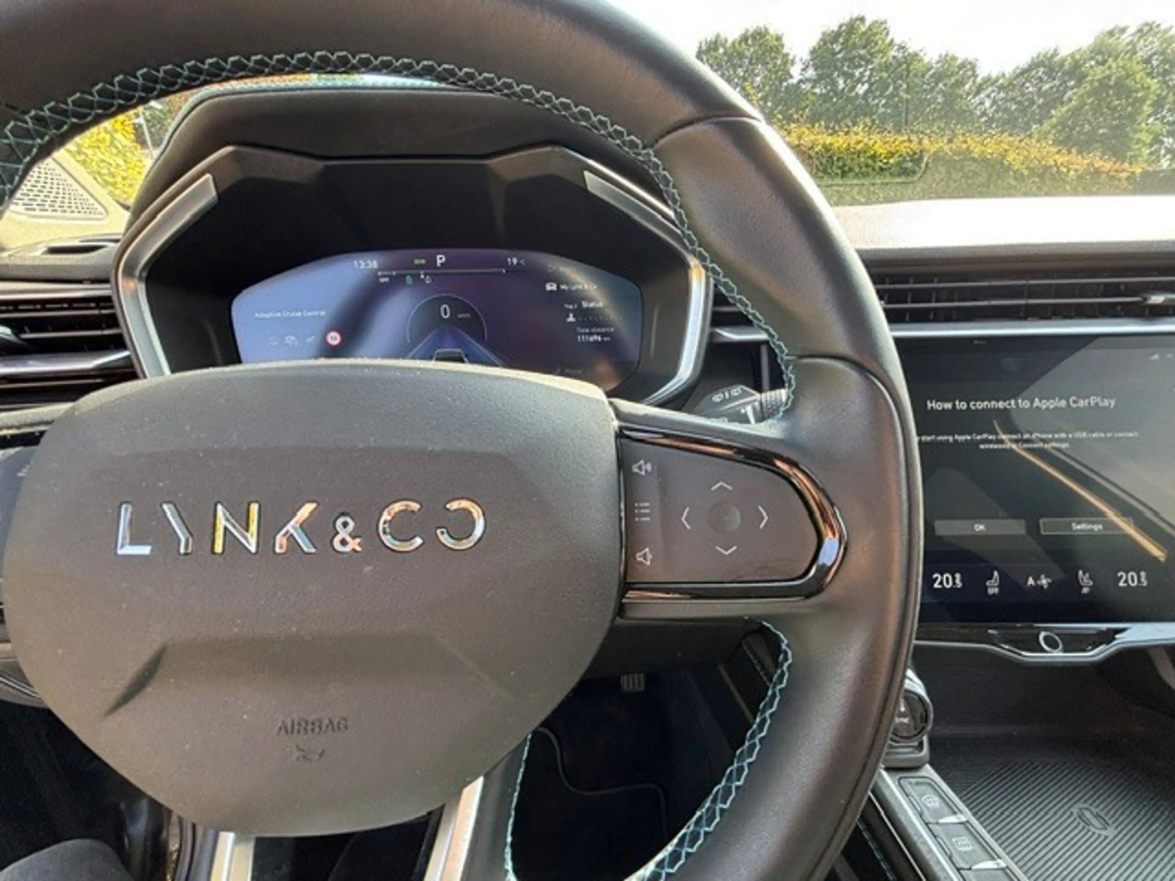 Lynk & Co 01 1.5 360 cam, Ecc, Navi, Panodak, Apple Car, Pdc,lm — photo 11