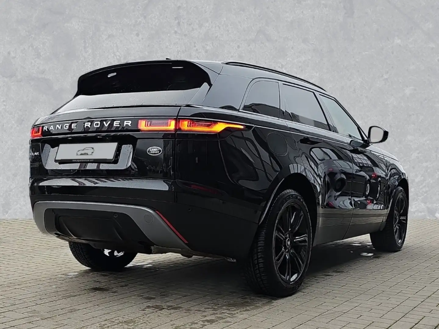Land Rover Range Rover Velar P400e AWD S Schwarz - 2