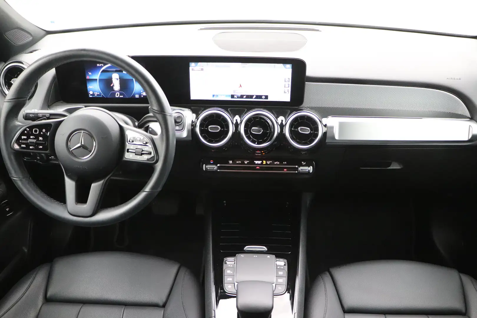 Mercedes-Benz GLB 200 AUT Advantage Style LEDER/CUIR Multibeam LED GPS P Grijs - 1