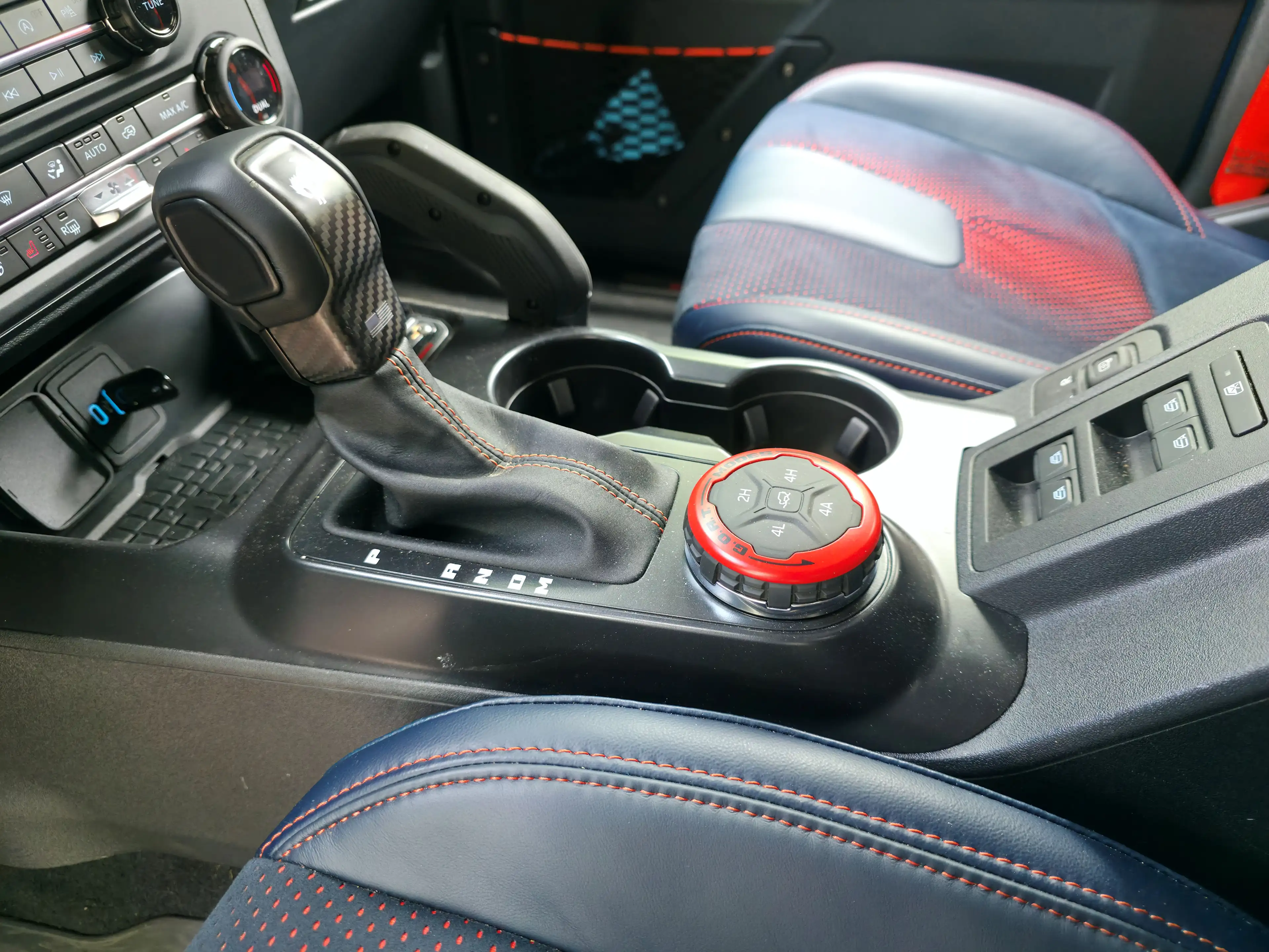 Ford Bronco Raptor - Vollaustattung! — photo 15