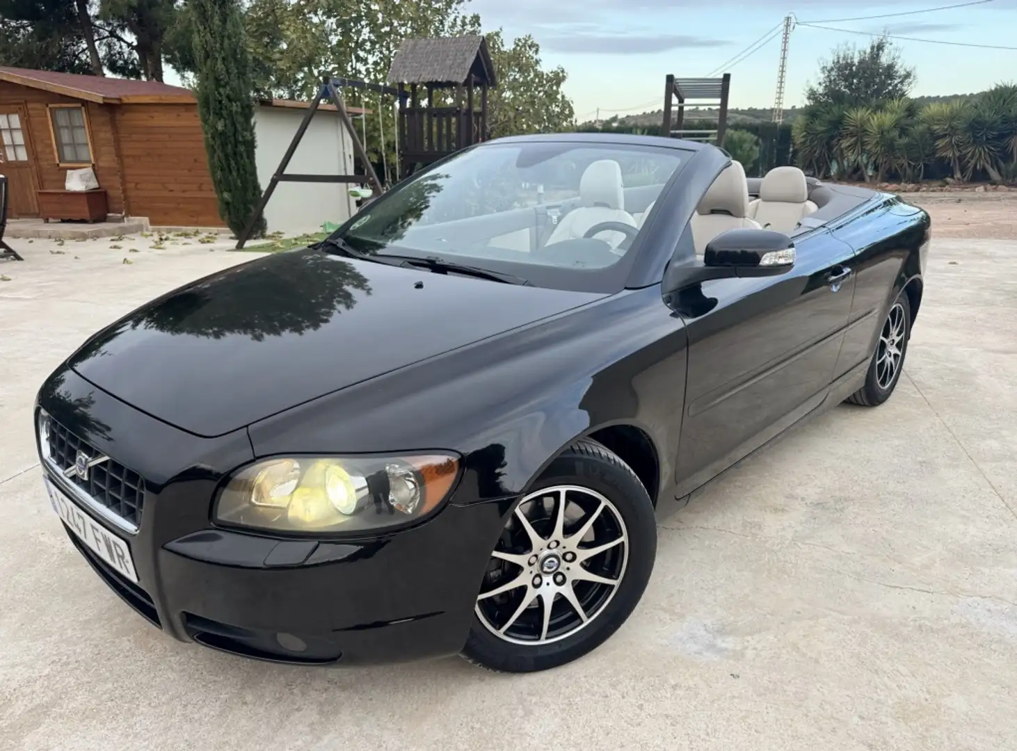 Volvo C70 2.0D Summum Negro - 1