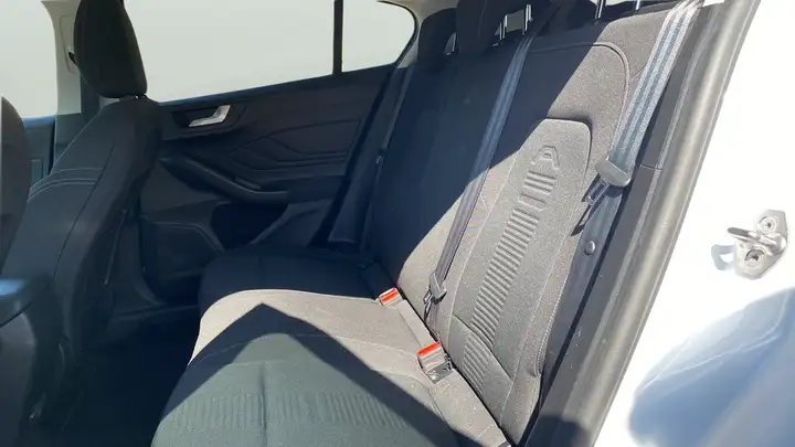 Ford Focus 2019, foto 12