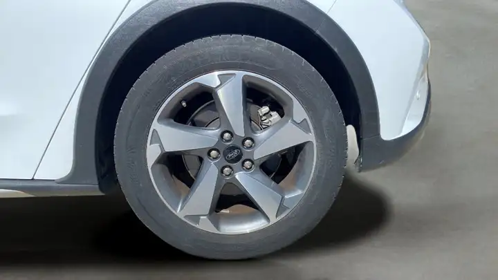 Ford Focus 2019, foto 20