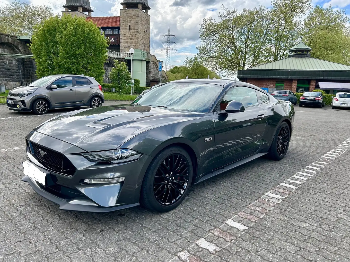 Ford Mustang Mustang Fastback Fastback 5.0 Ti-VCT V8 GT Grau - 1