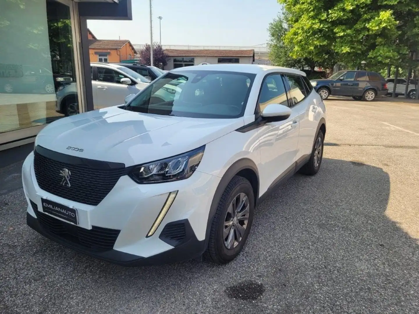 Peugeot 2008 PureTech 100 S&S Active Pack Blanc - 2