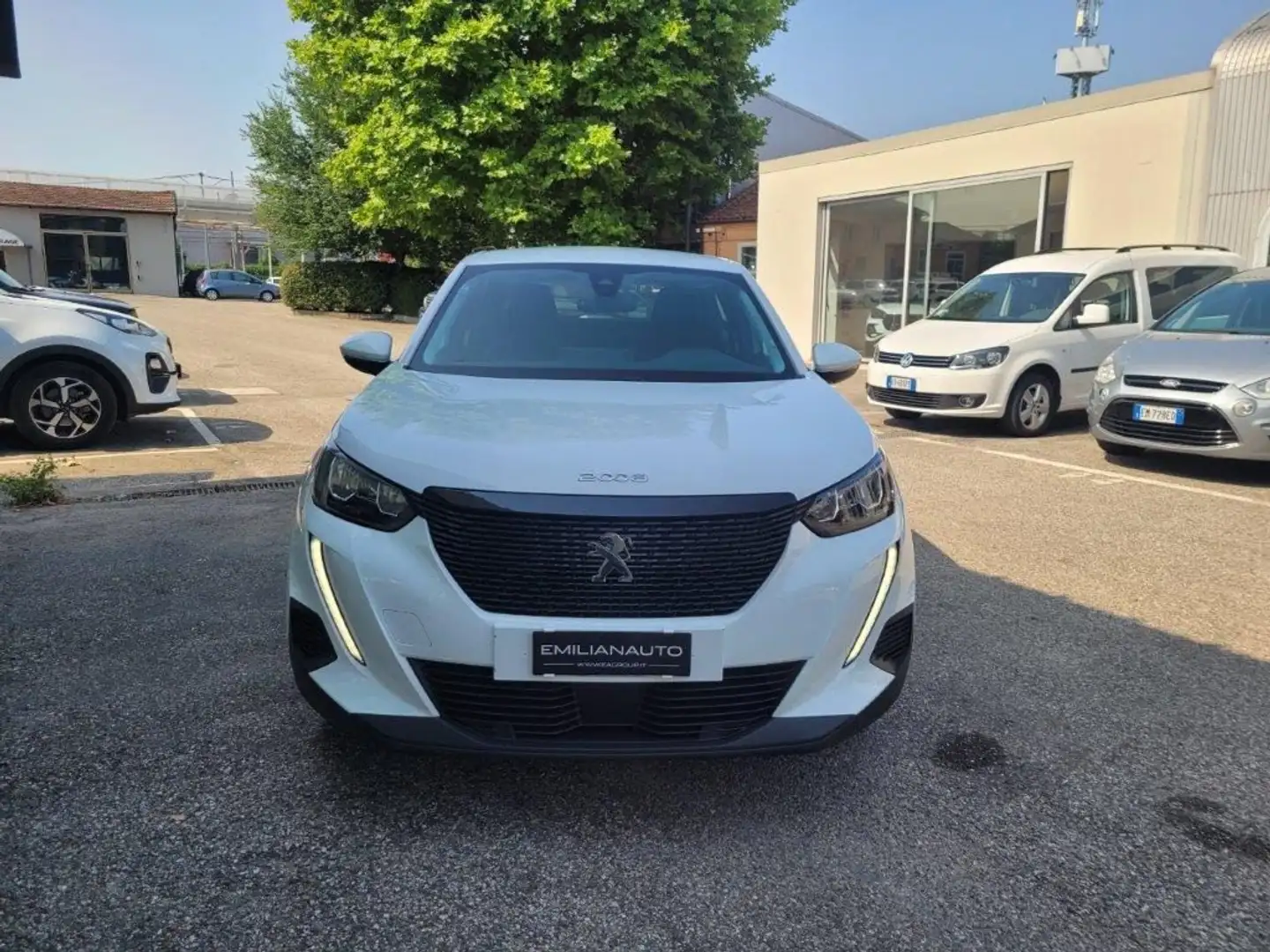 Peugeot 2008 PureTech 100 S&S Active Pack Blanc - 1