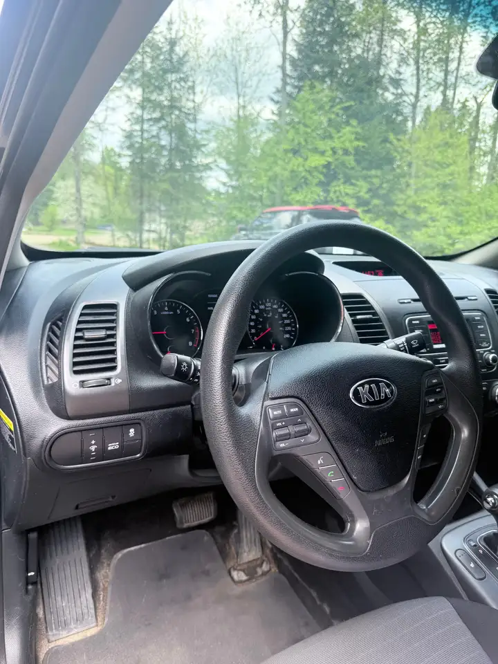 Kia Forte fotografie Kia Forte