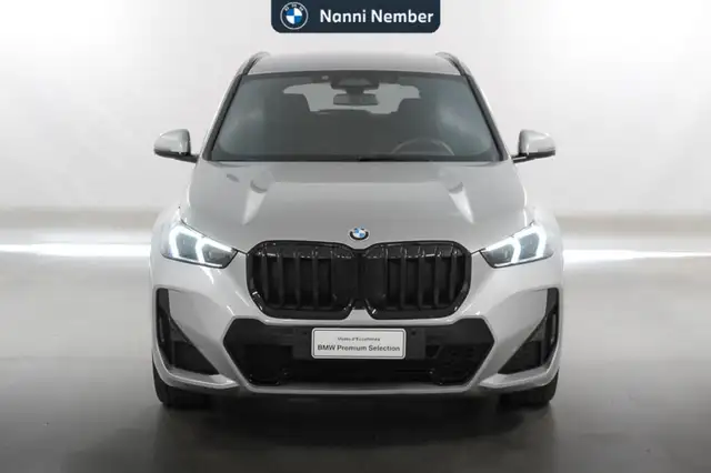 BMW X1 view 2