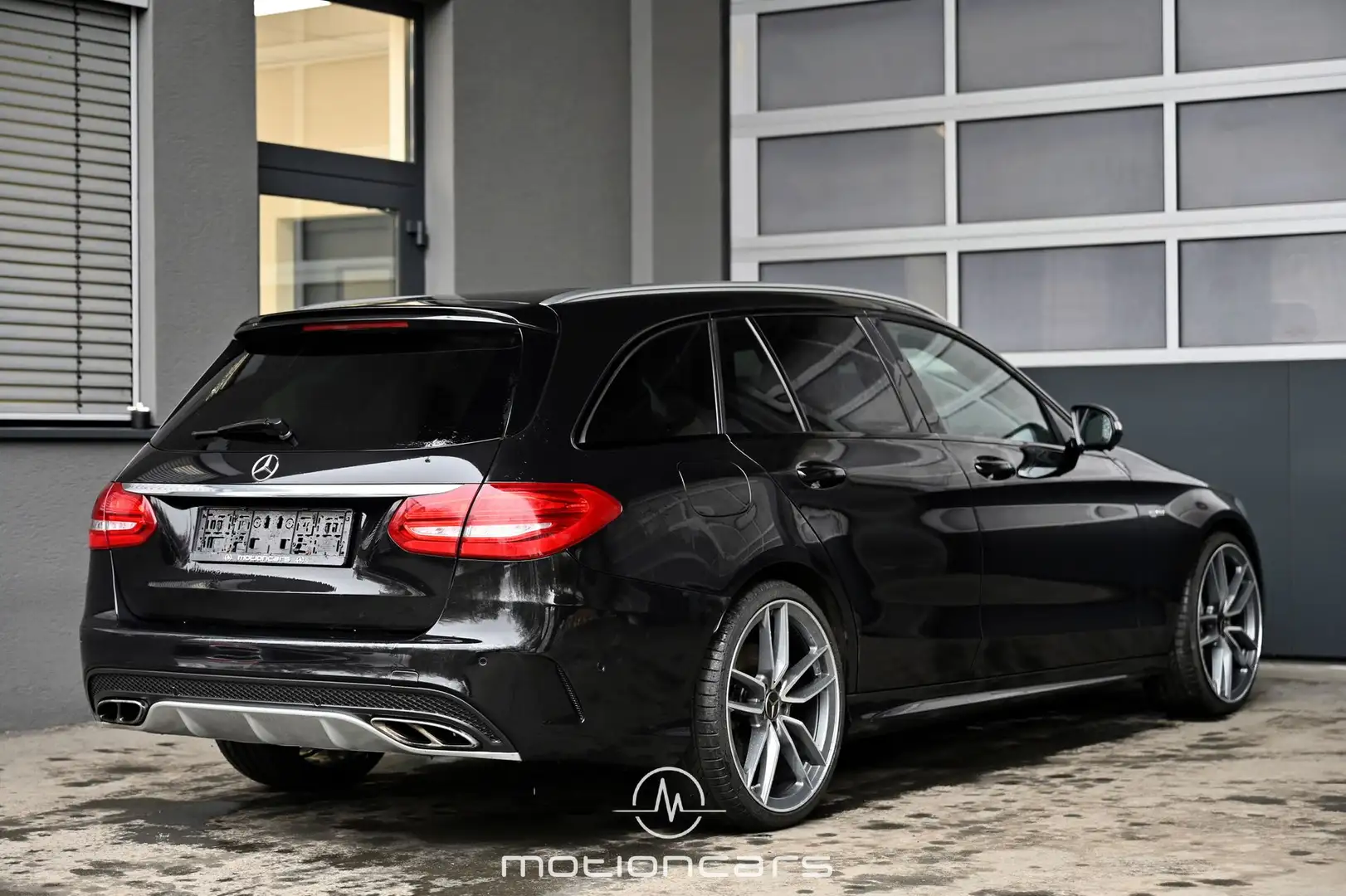 Mercedes-Benz C 43 AMG C-Klasse C 43 AMG T 4Matic Noir - 2