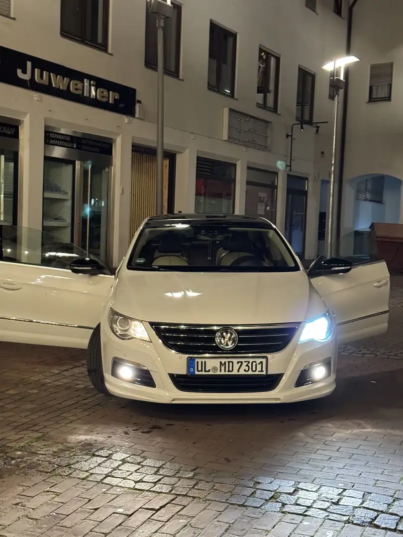 Volkswagen Passat CC 2.0 TDI BlueMotion Technology DSG - 2