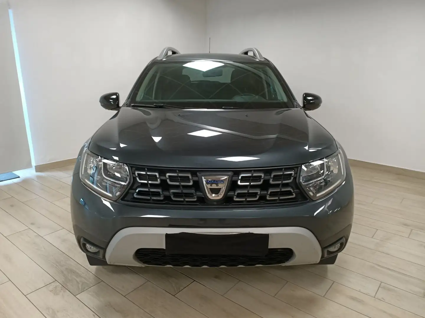 Dacia Duster 2ª serie 1.0 TCe 100 CV ECO-G 4x2 15th Anniversary Grigio - 2
