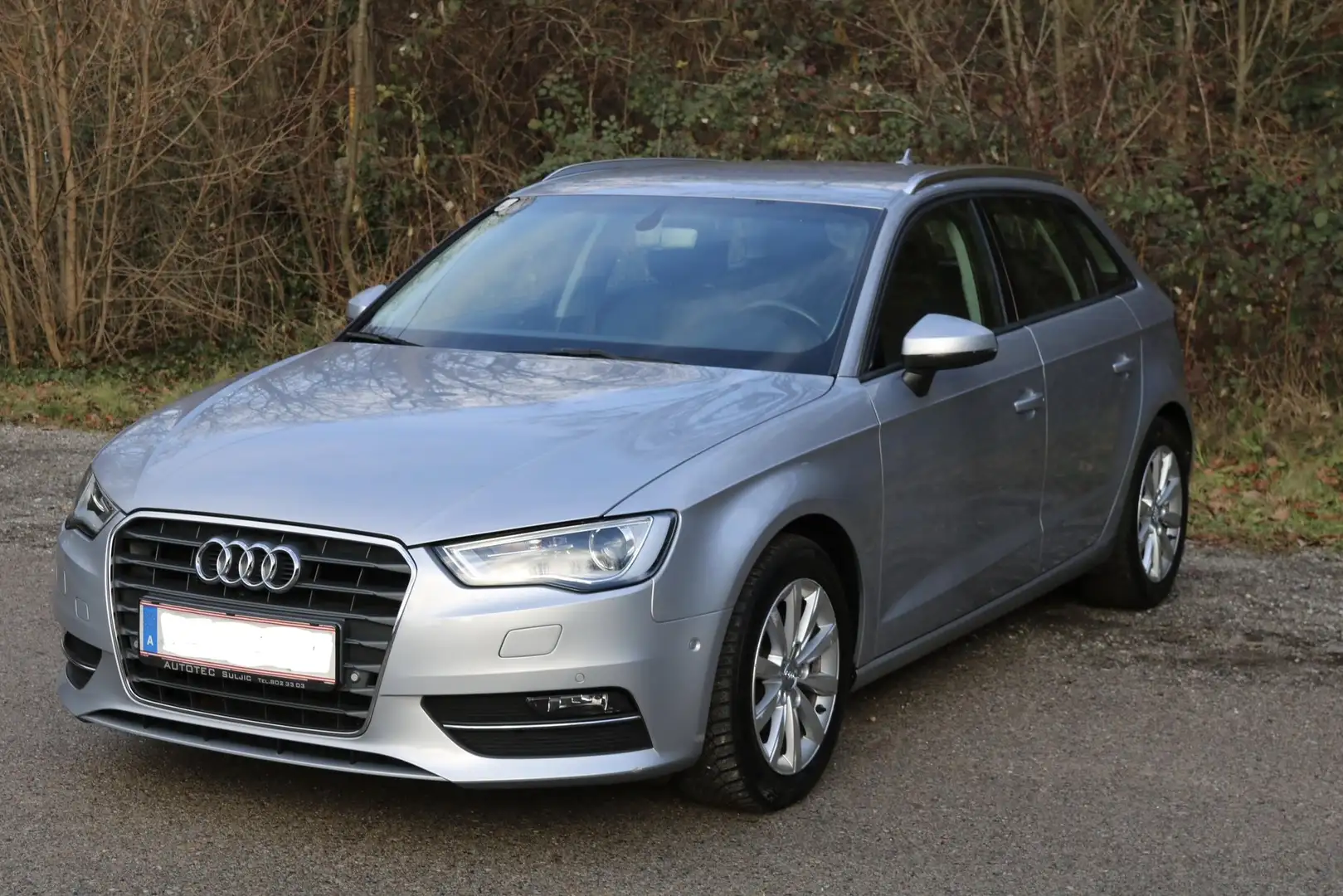 Audi A3 SB Ambiente 1,6 TDI Silber - 1
