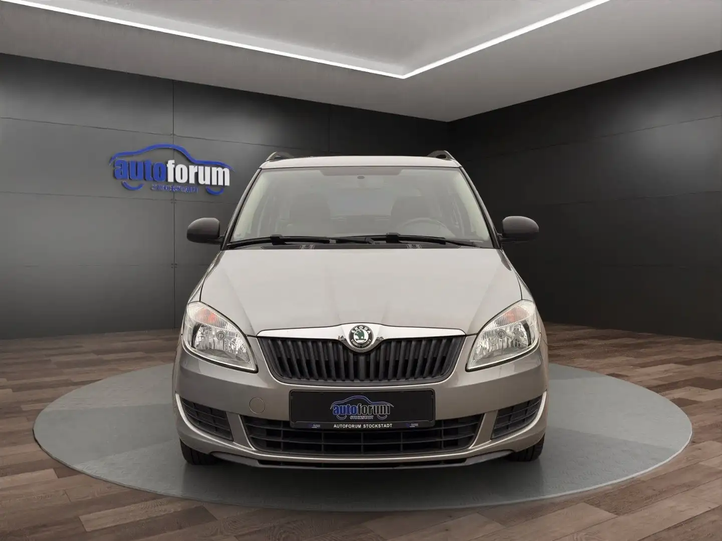 Skoda Fabia Combi Active KLIMA°NAVI°TÜV 05-2027 Beige - 2