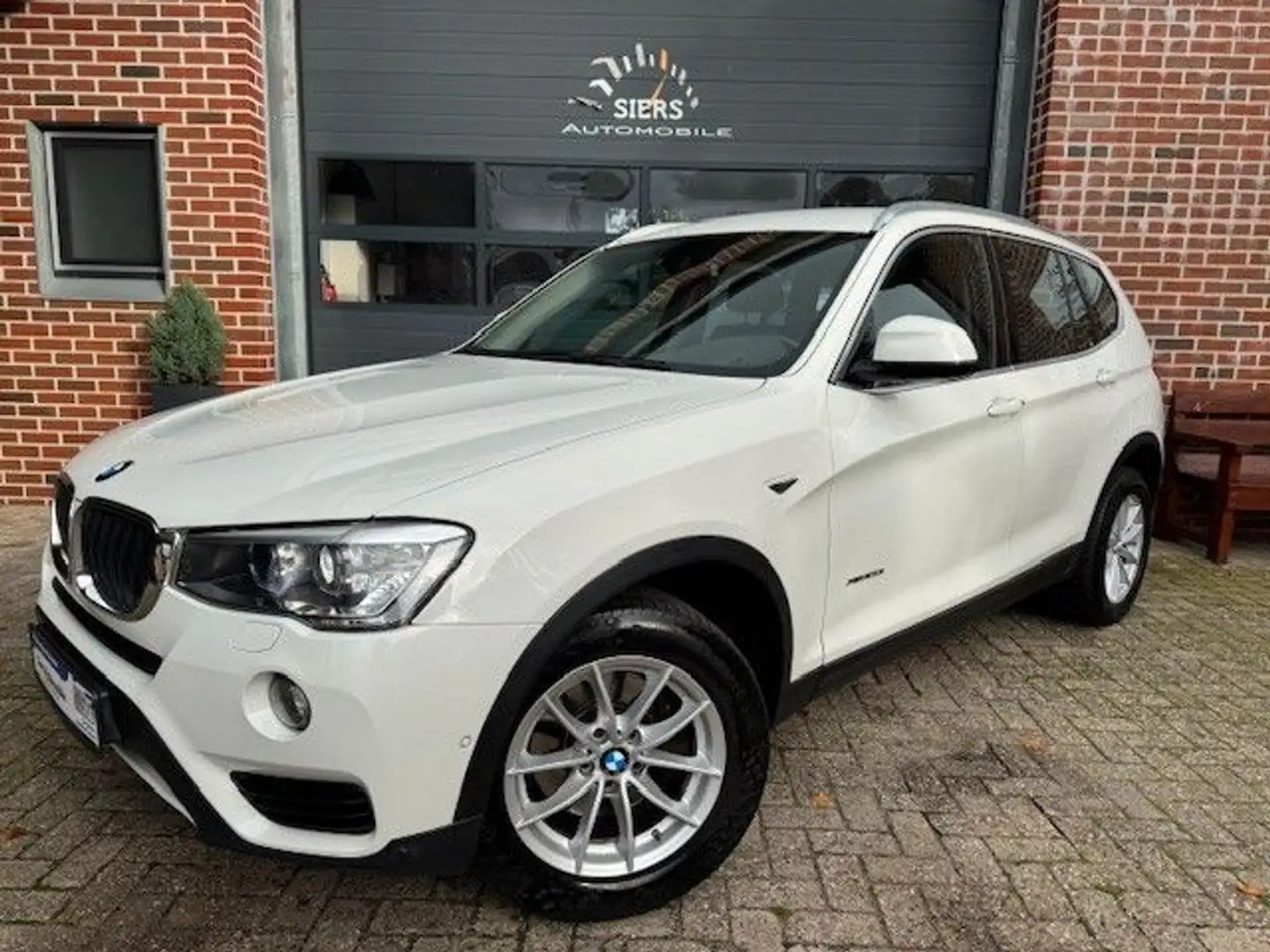 BMW X3 xDrive20i AUTOM,NAVI,AHK,XENON, 1.HAND Blanc - 1