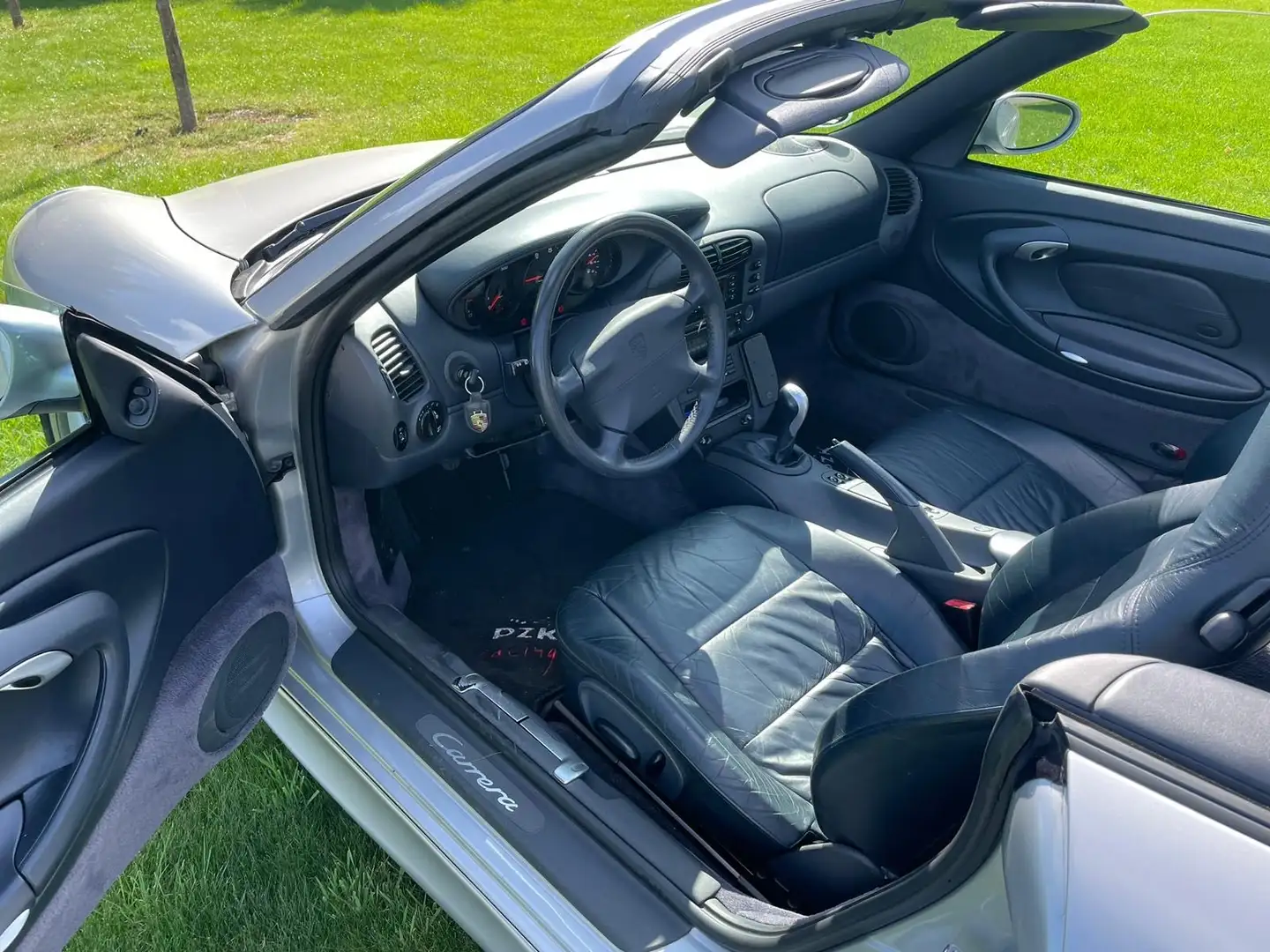 Porsche 996 911 Carrera Cabrio - 2