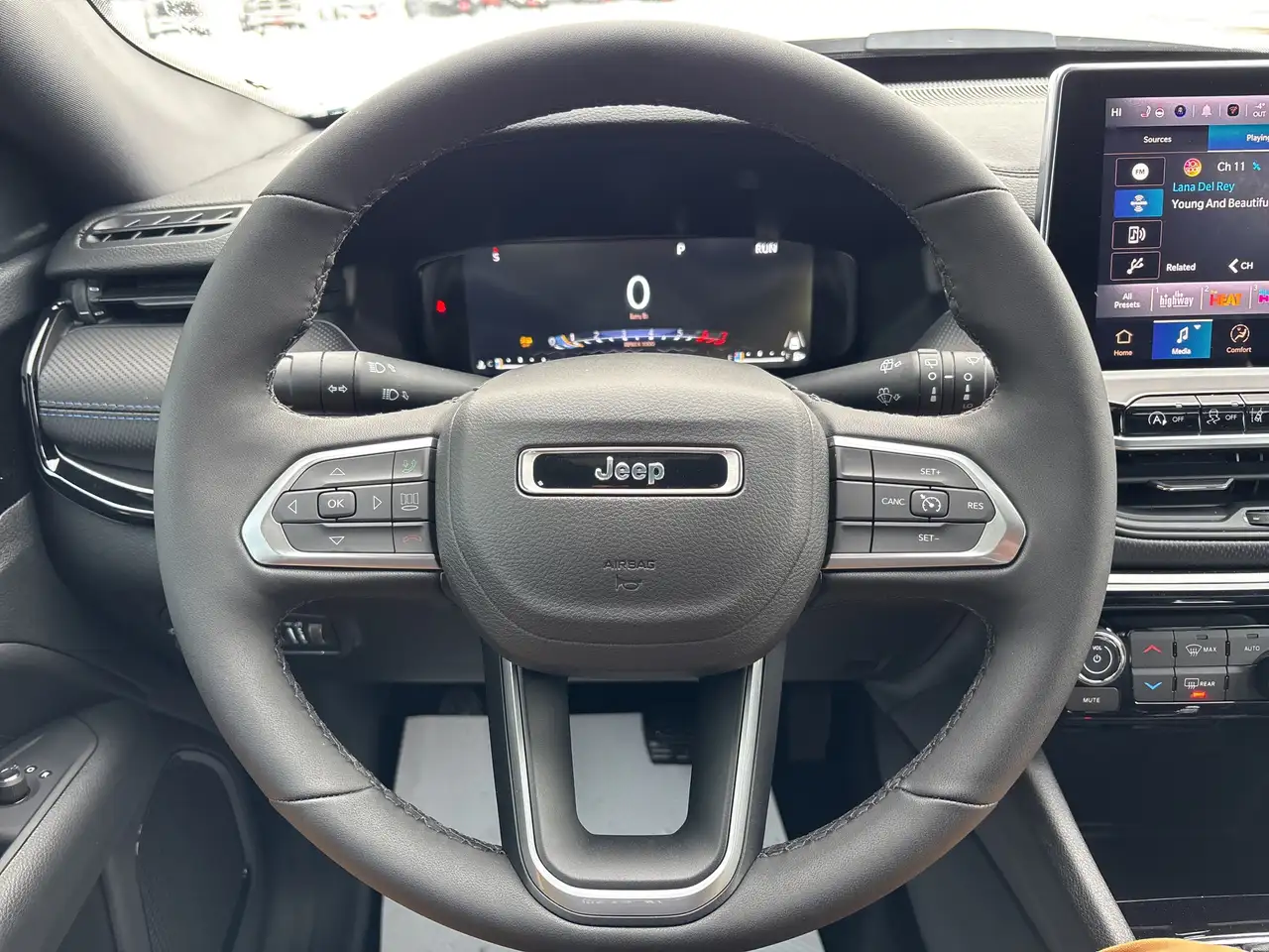 Jeep Compass снимка Jeep Compass
