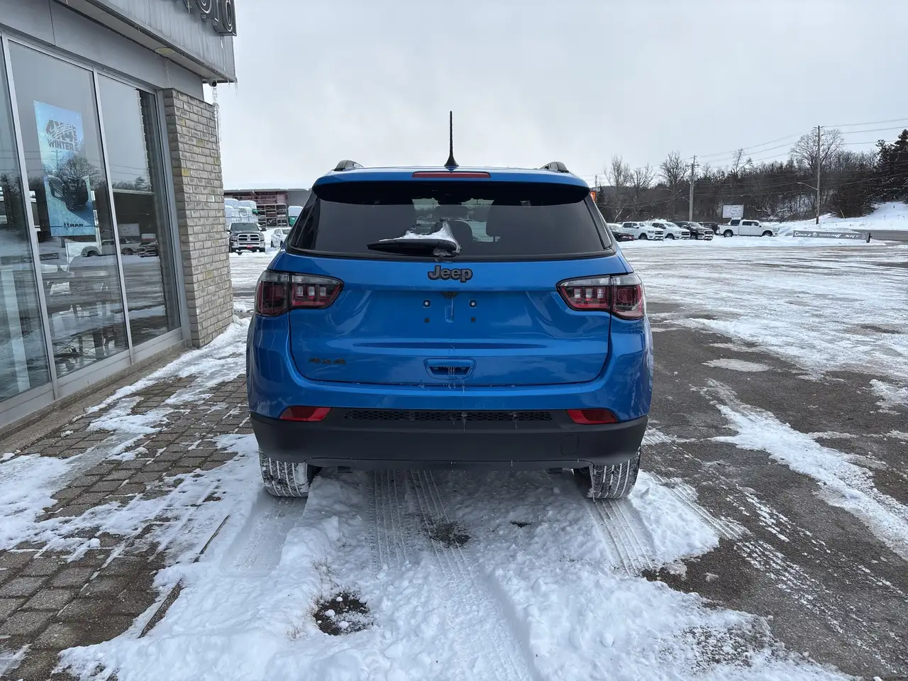 Jeep Compass снимка Jeep Compass