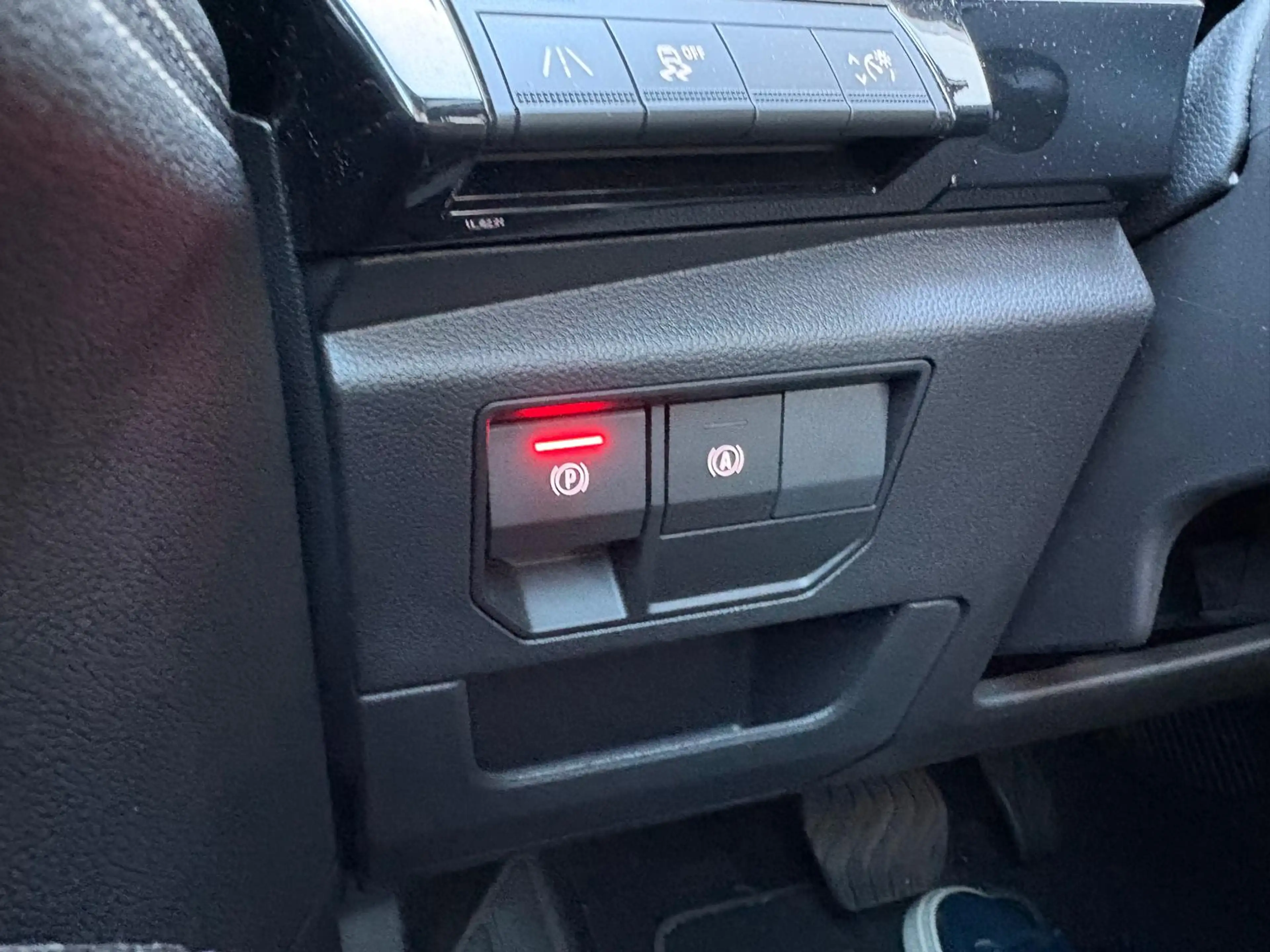 Renault Austral 1.2 E-Tech Full Hybrid 200PK Techno Navigatie/Park — photo 24